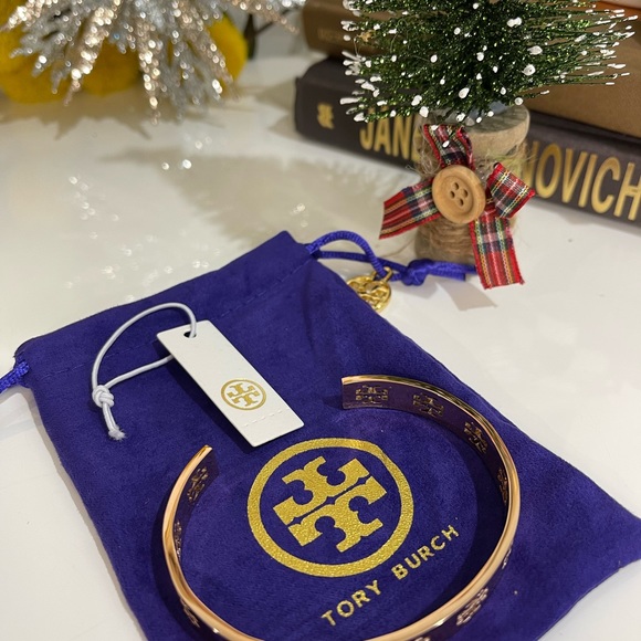 Authentic TORY BURCH NEW Rose gold PIERCED T CUFF BRACELET NEW with tags - Picture 9 of 11